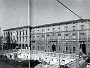 Padova-Intero fronte del Bò su via 8 febbraio,sul davanti la demolizione dell'albergo Storione,1962.(foto Lux) (Adriano Danieli)